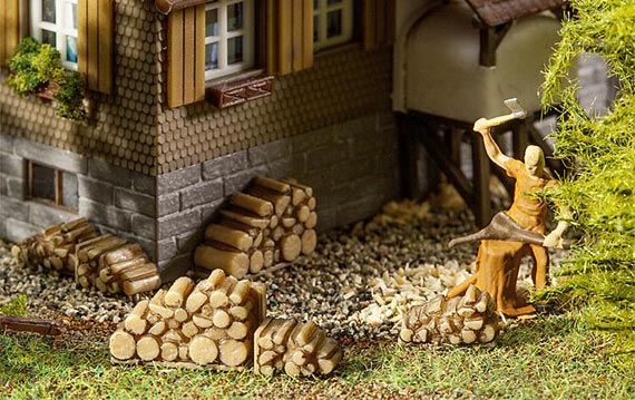 6 cataste di ciocchi di legno