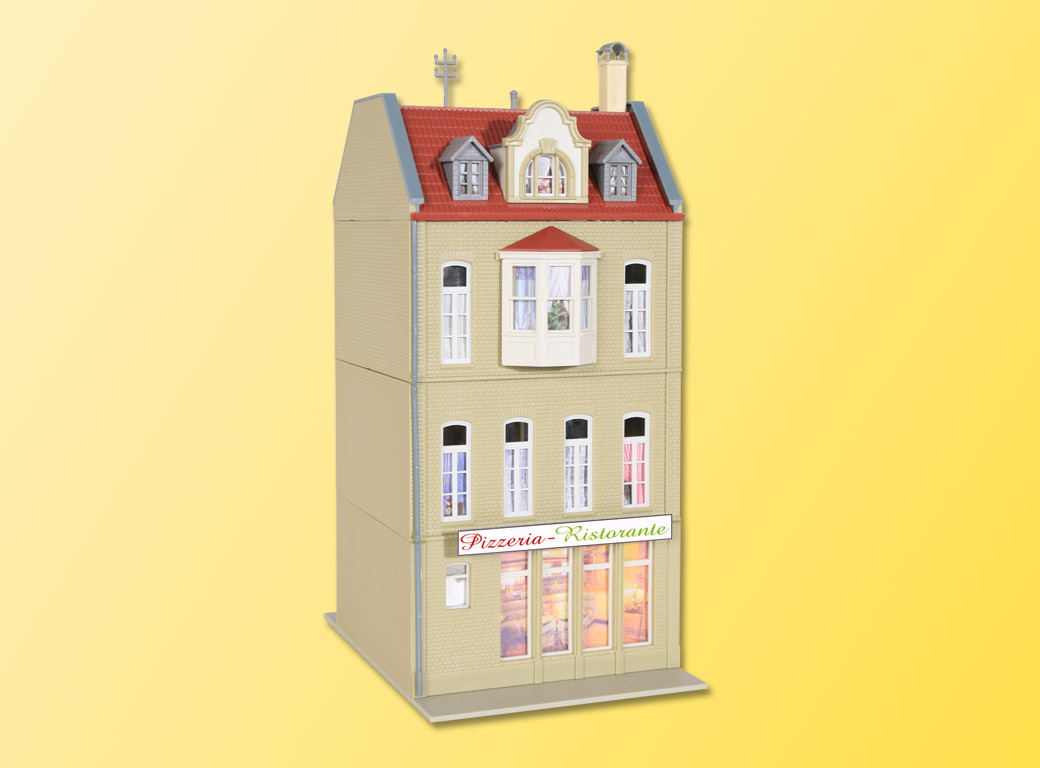 CASA CON PIZZERIA