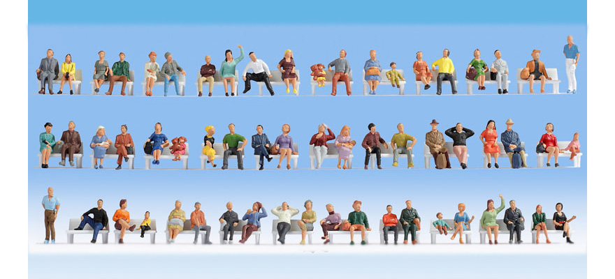 *SET 60 PERSONAGGI SEDUTI ECONOMICI N