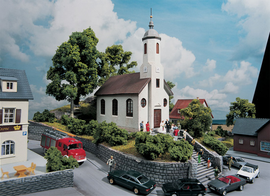 CHIESA DI PAESE ST.LUKAS