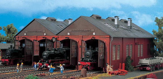 Rimessa locomotive a 4 binari