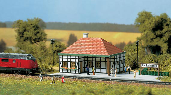 N PICCOLA STAZIONE CAMPAGNA