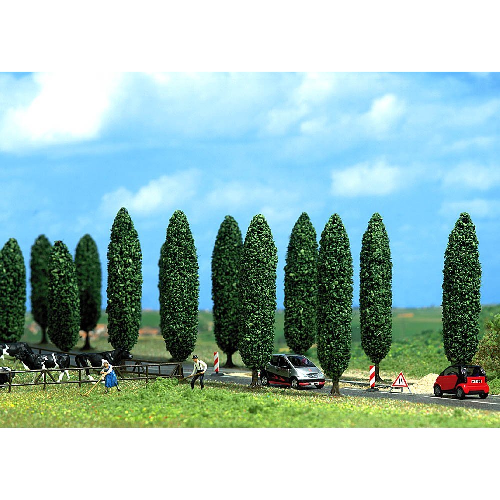 10 cipressi Scala H0