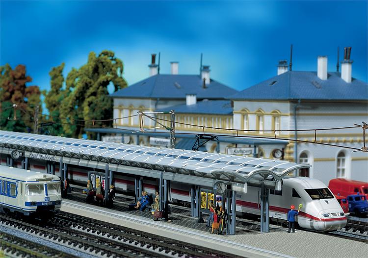 2 Marciapiedi ferroviari ICE