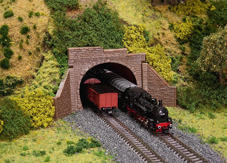 2 Frontoni di galleria