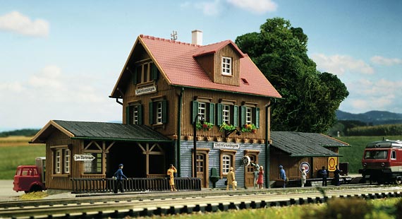 STAZIONE UNTERLENNINGEN