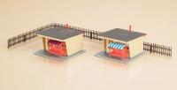 Vedi Scheda Auhagen 12339 - 2 Bungalows con recinzione Auhagen - Scala  H0 