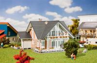 Vedi Scheda Faller 130394 - Casa Prestige Faller - Scala  H0 